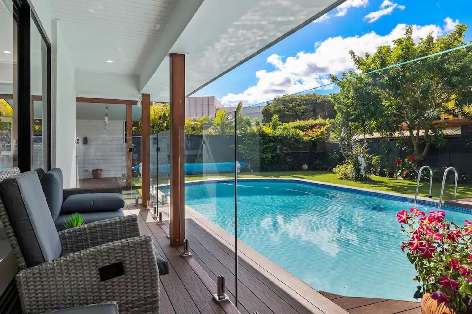 Holiday home With Pool And Mini Golf!
