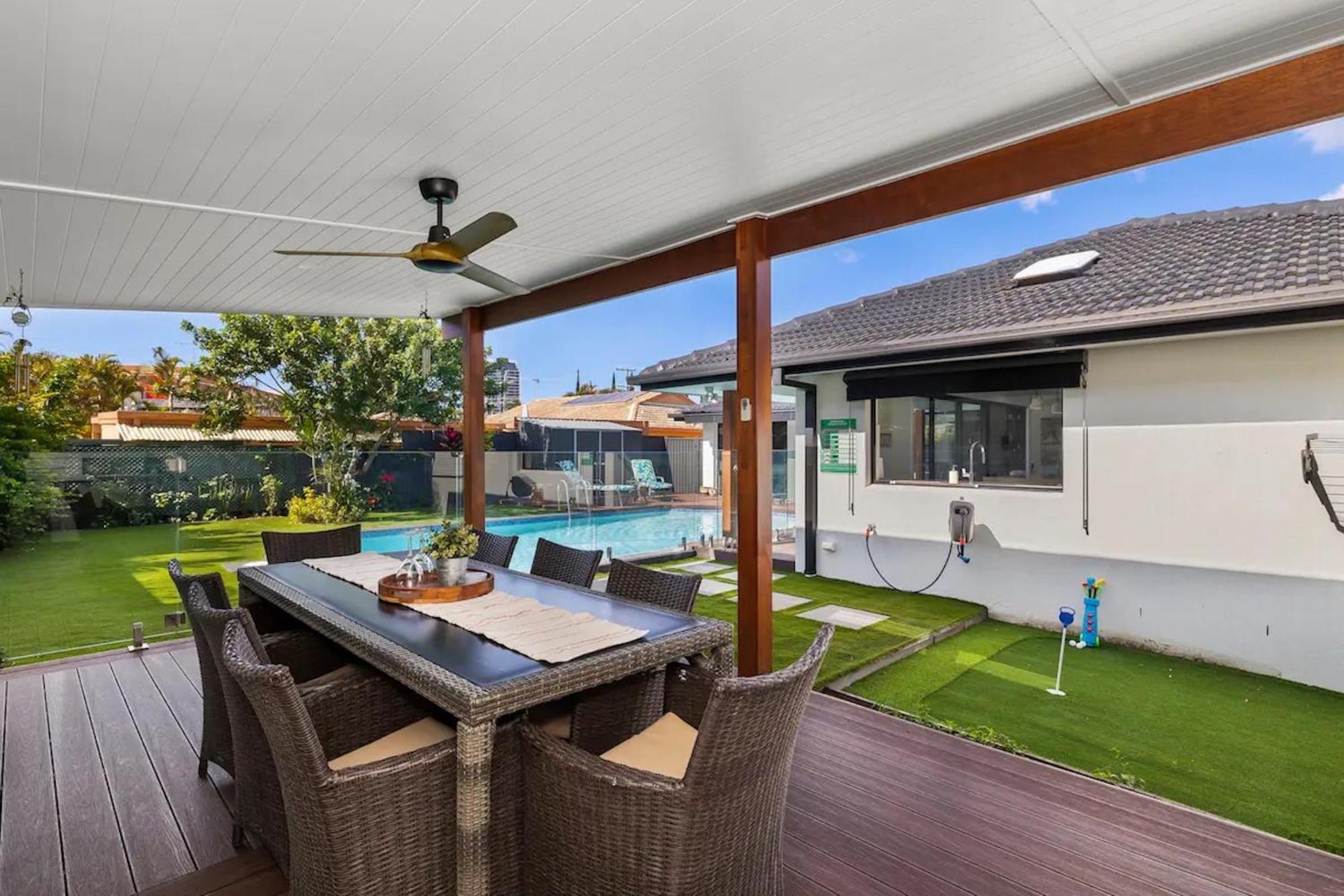 Holiday home With Pool And Mini Golf! Gold Coast